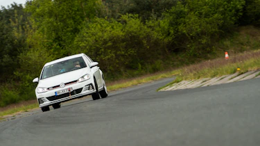 VW Golf GTI – tyre test
