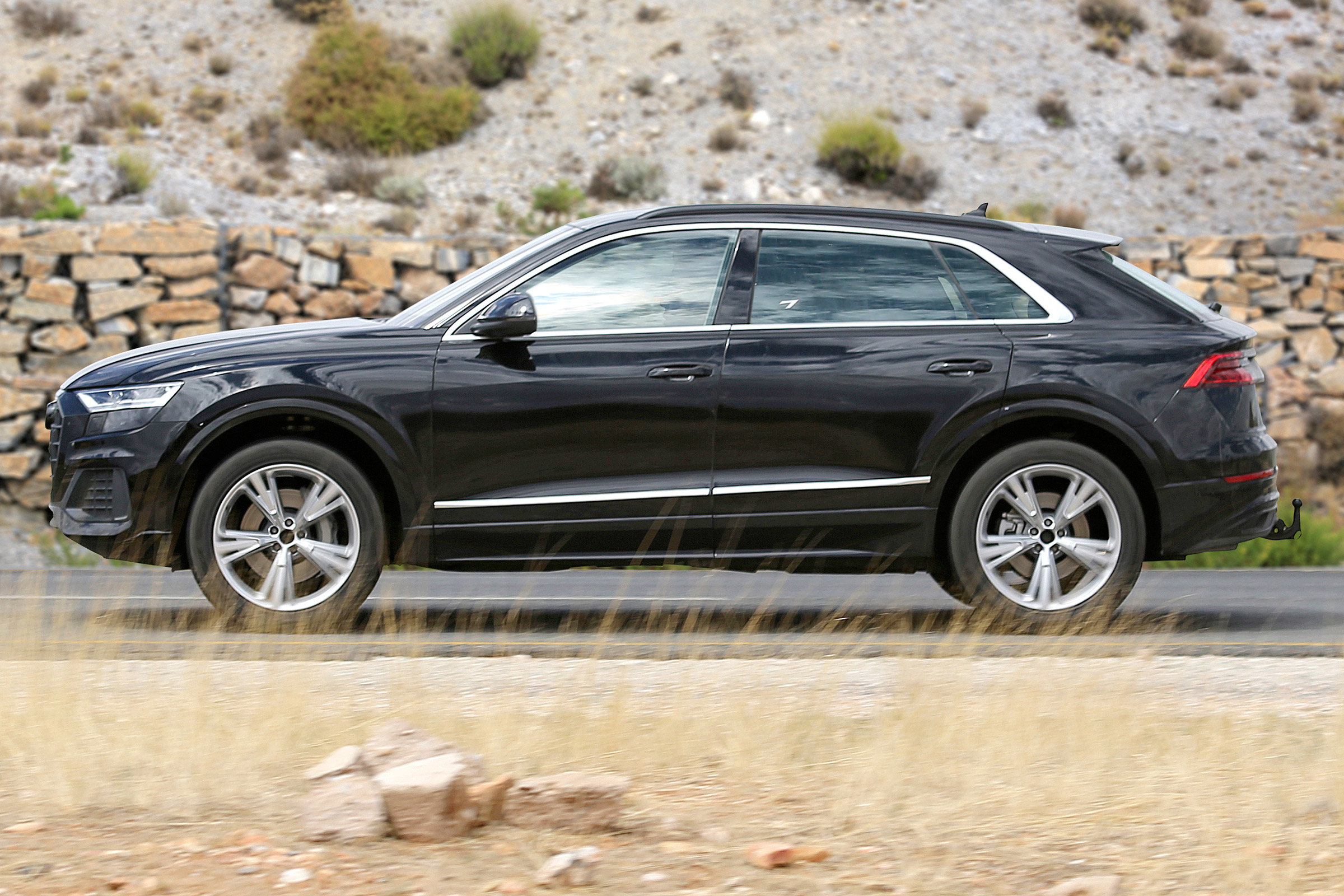 Q8 spy - side
