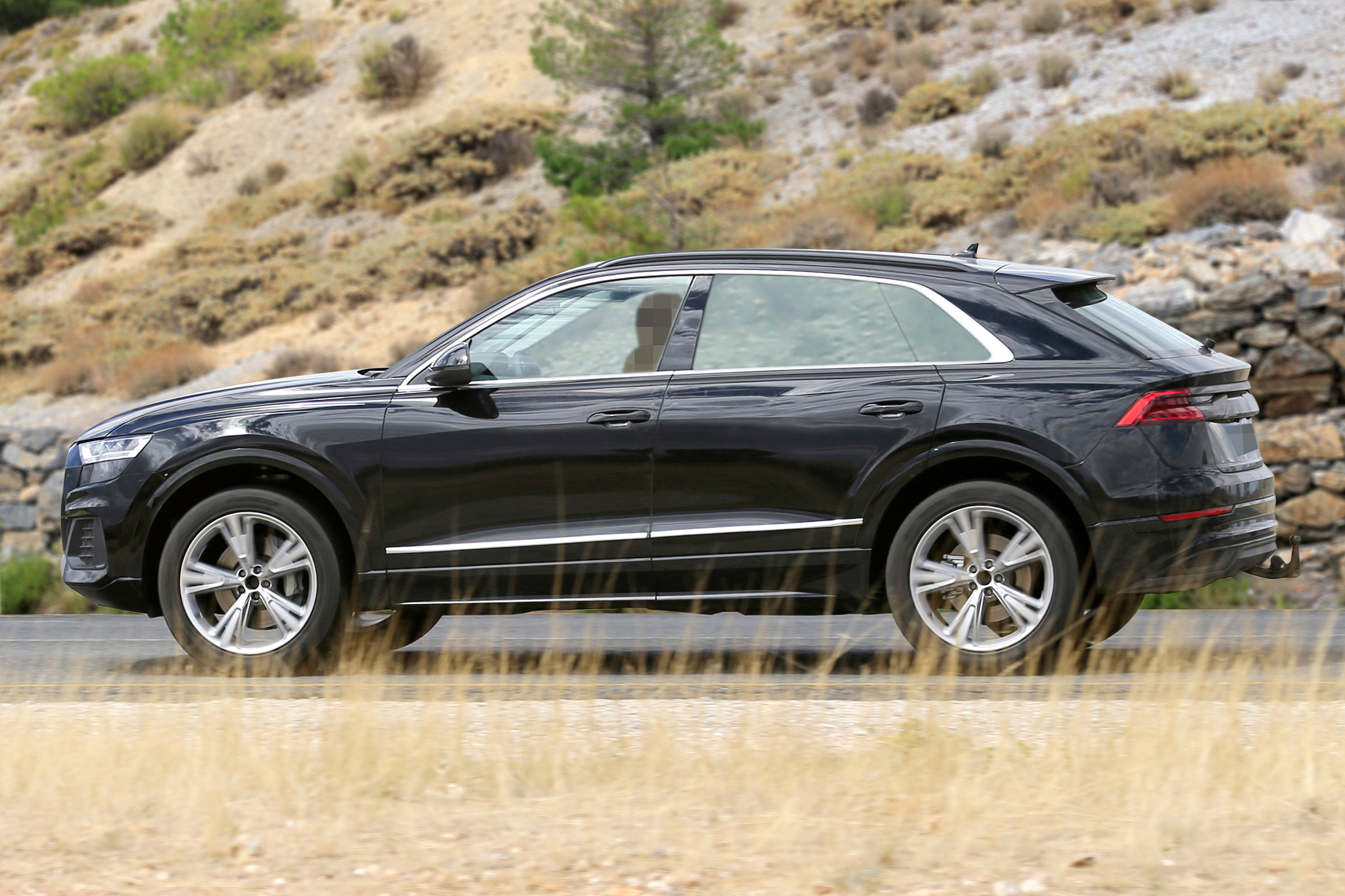 Q8 spy - side