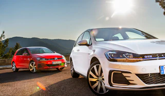 VW Golf GTE and VW Golf GTI