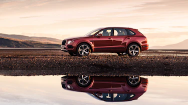 Bentley Bentayga V8 petrol - side
