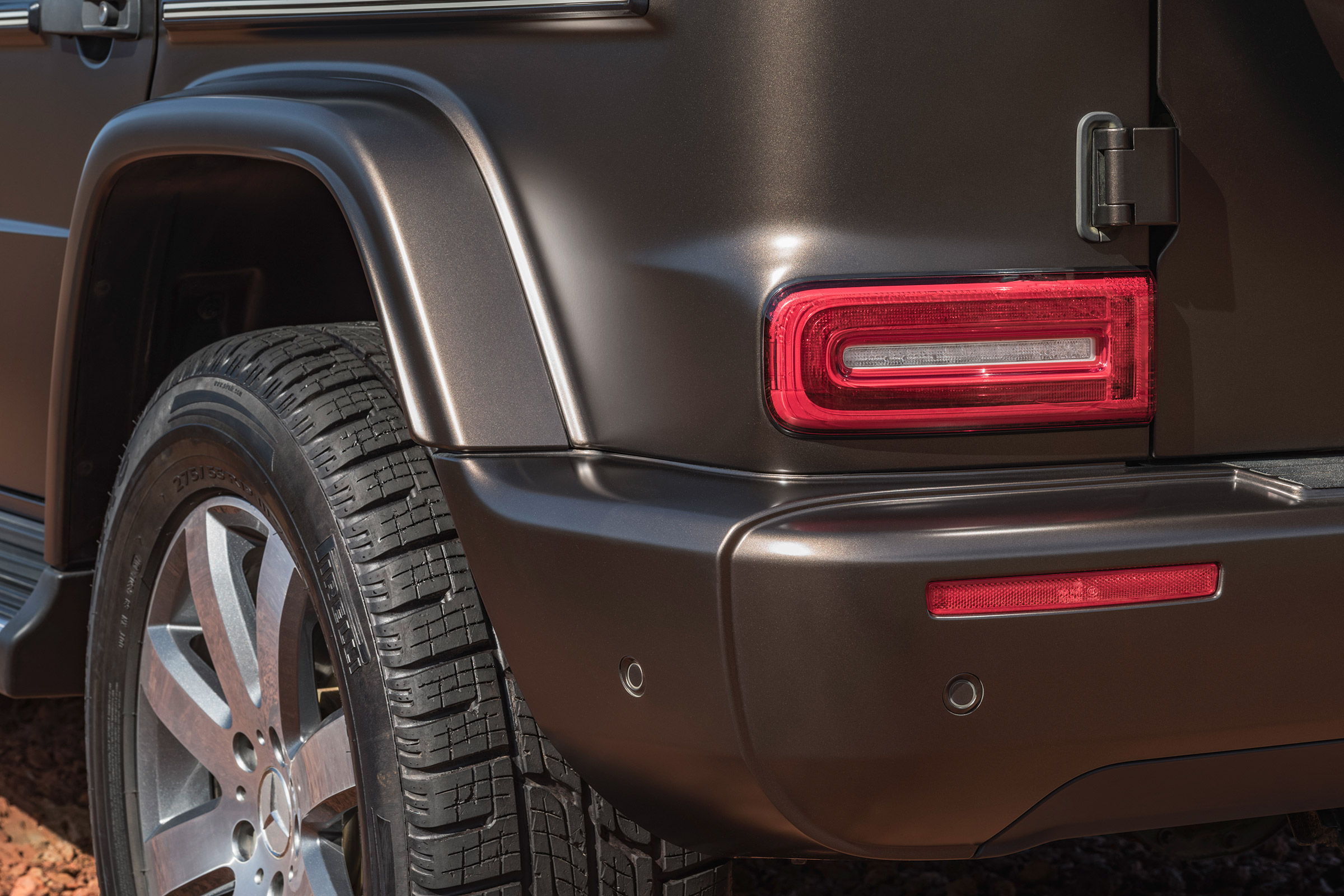 Mercedes G-Class show - rearlight