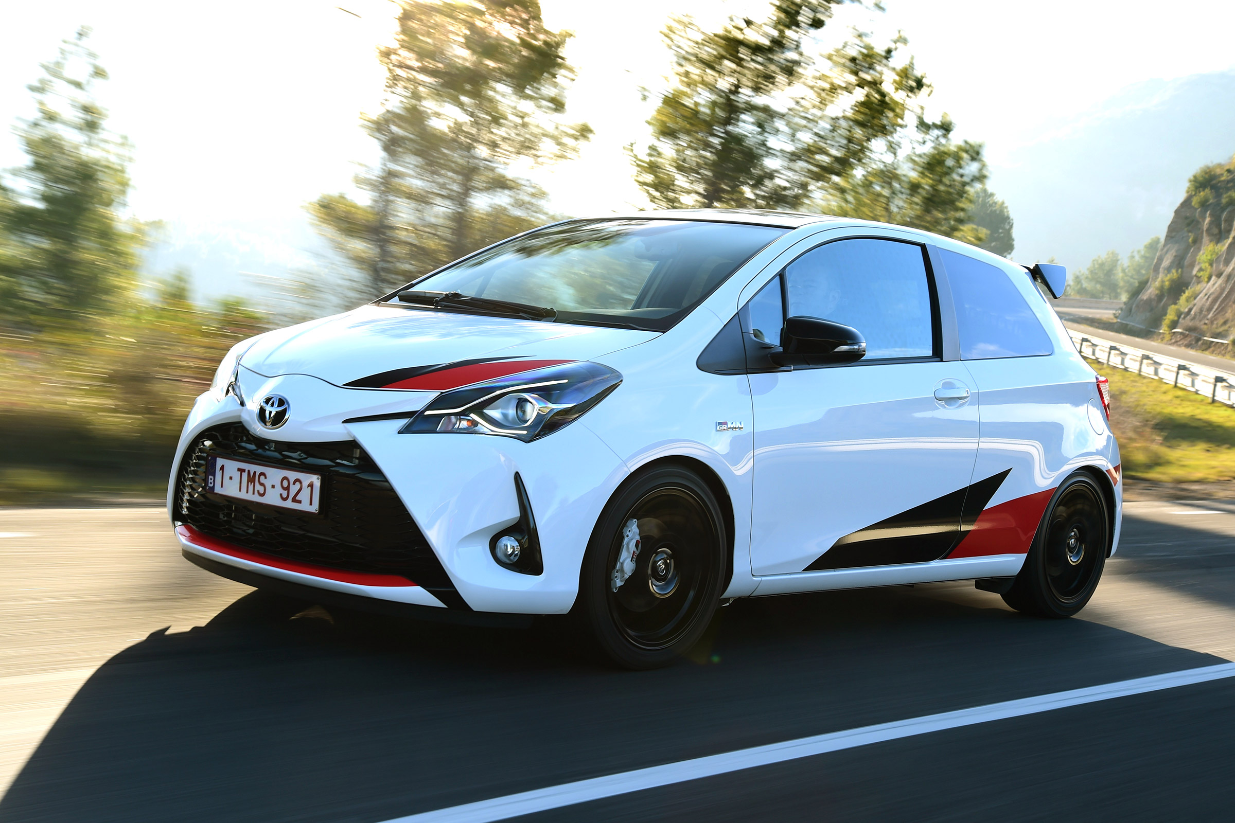 Toyota Yaris GRMN - front dynamic