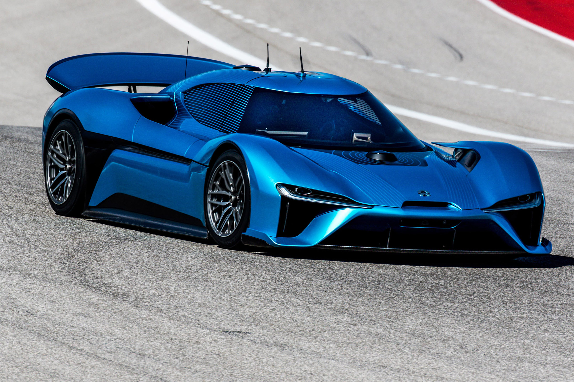 Nio EP9 record holder - corner