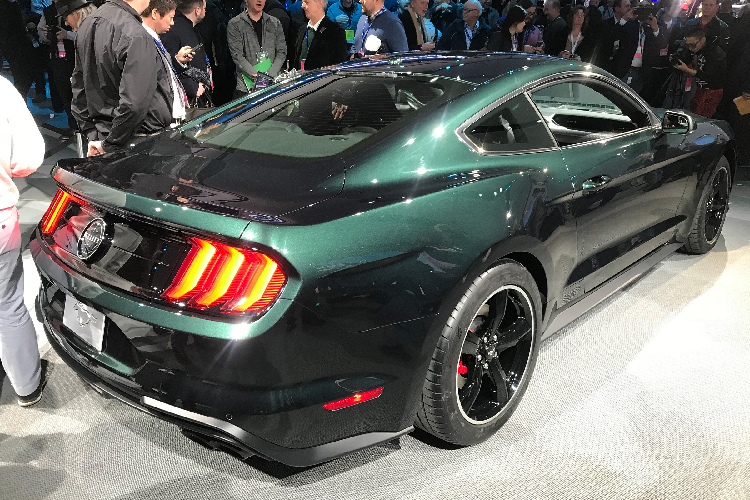 Ford Mustang Bullitt – rear quarter