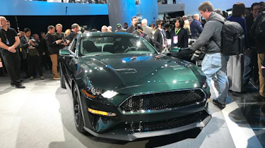 Ford Mustang Bullitt – front