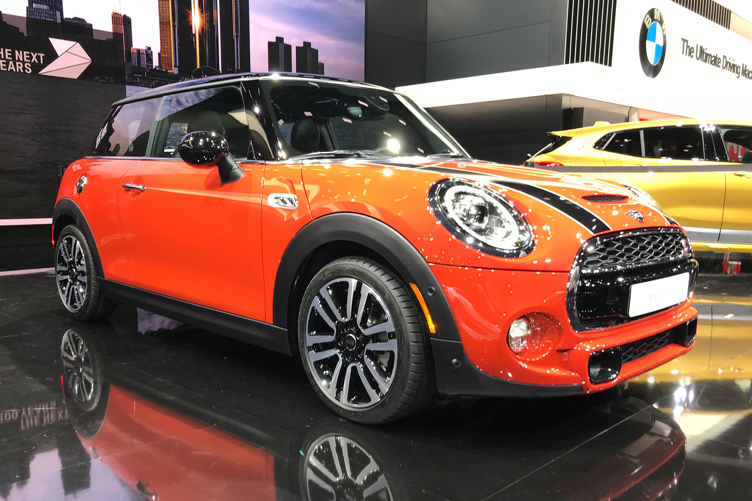 Mini Cooper facelift - front quarter