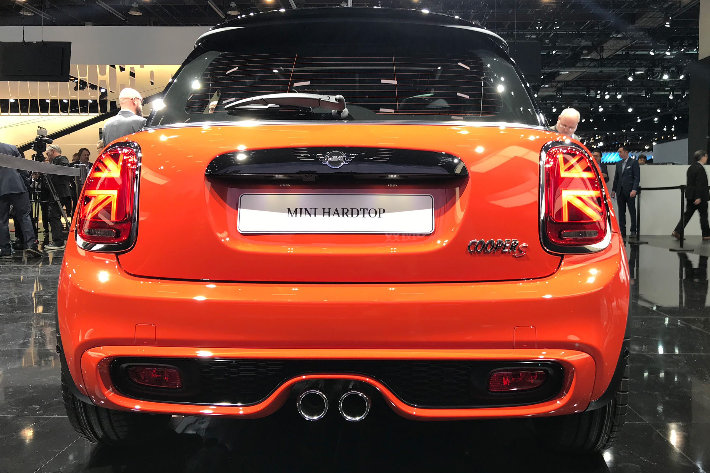 Mini Cooper facelift - rear