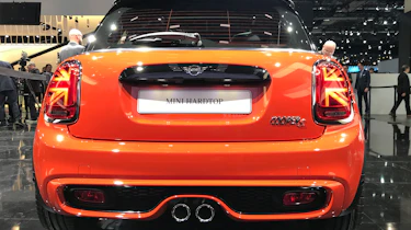 Mini Cooper facelift - rear