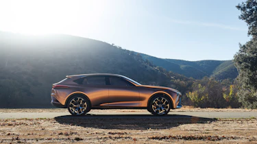 Lexus LF-1 Limitless - profile