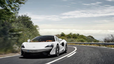 McLaren 570GT Sport Pack MY18 - front