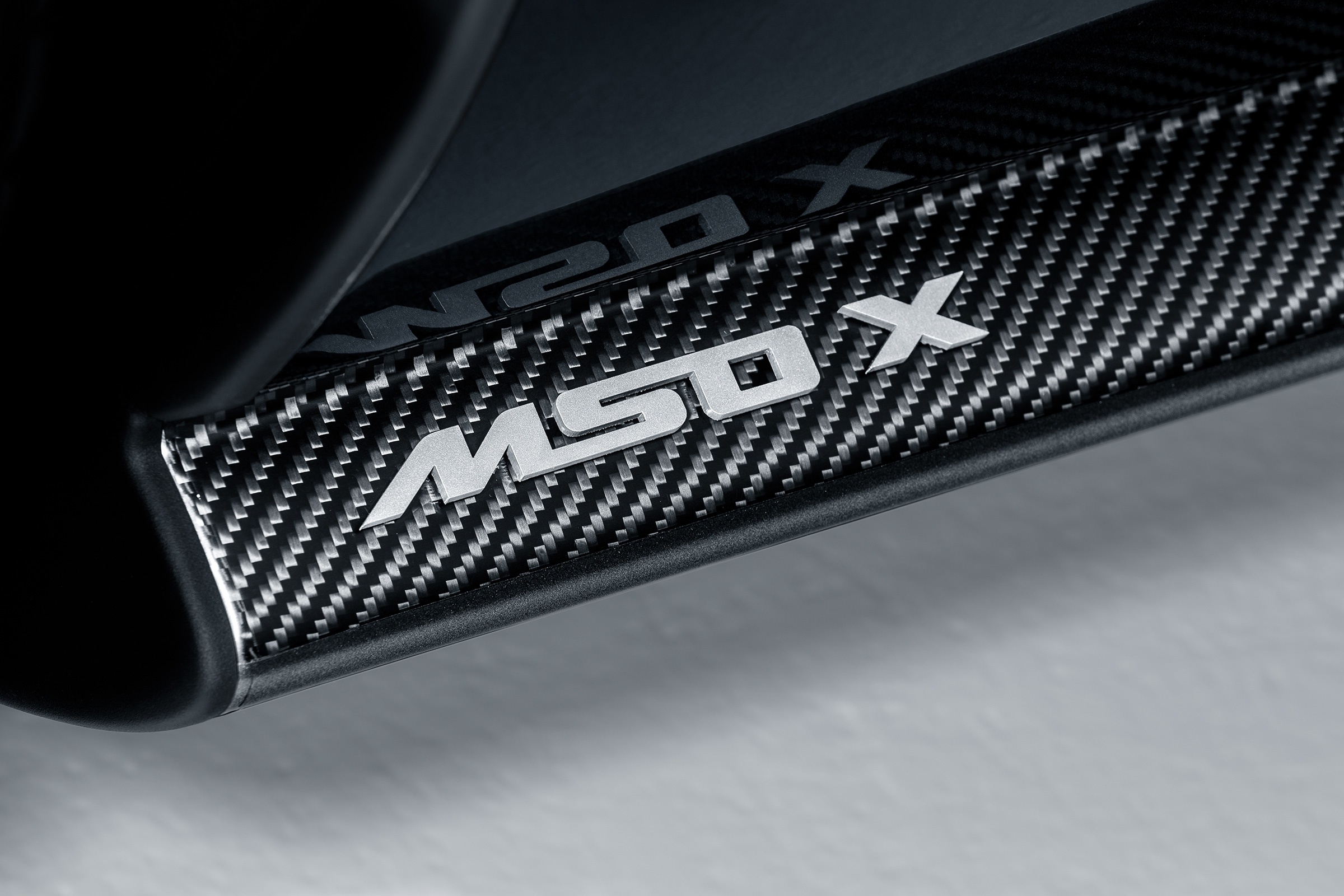 McLaren MSO X – sill