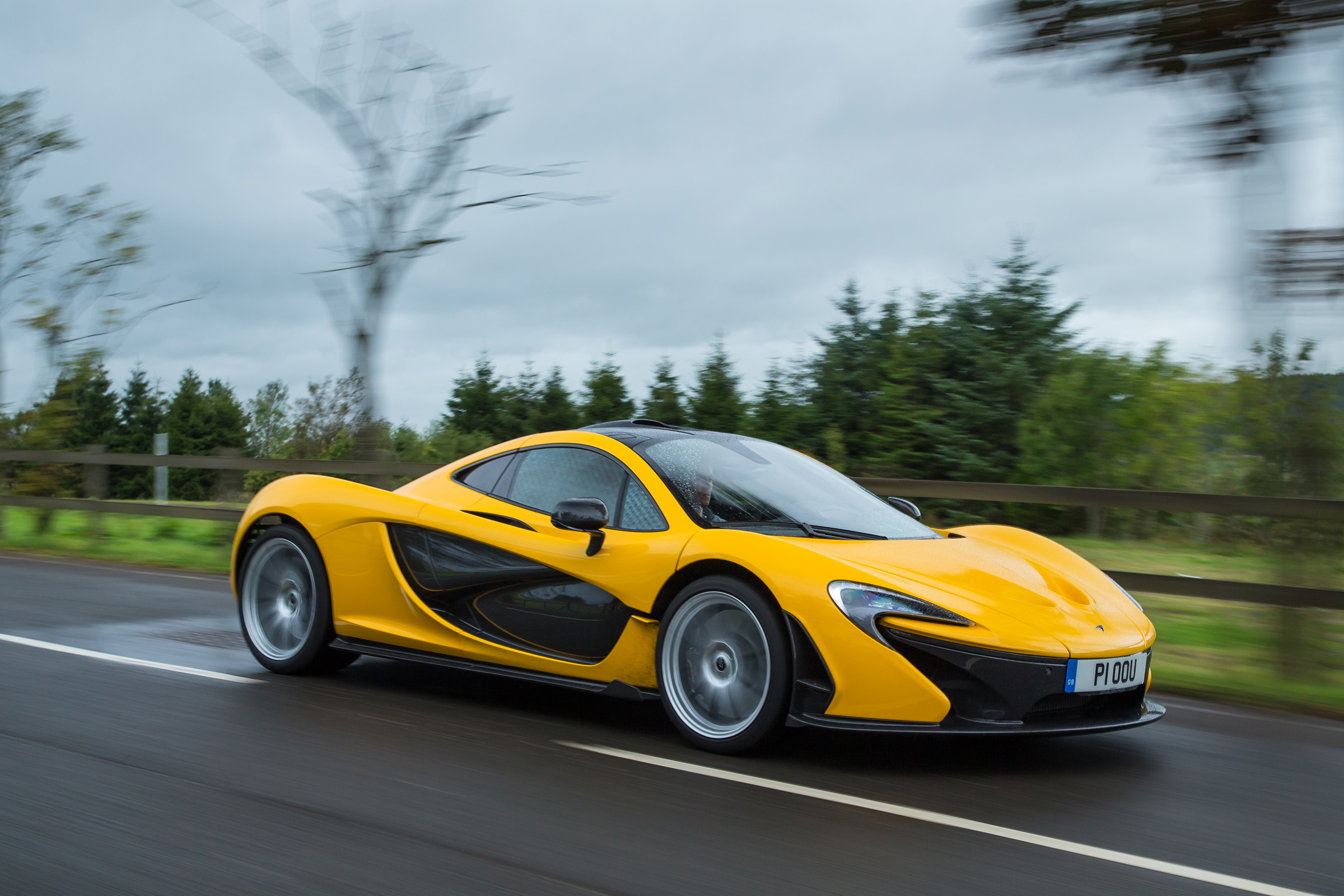 McLaren P1 – front quarter