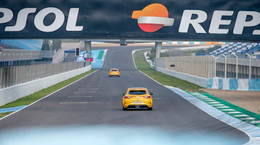 Renault Megane R.S. – rear on track