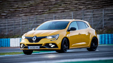 Renault Megane R.S. – front quarter cornering