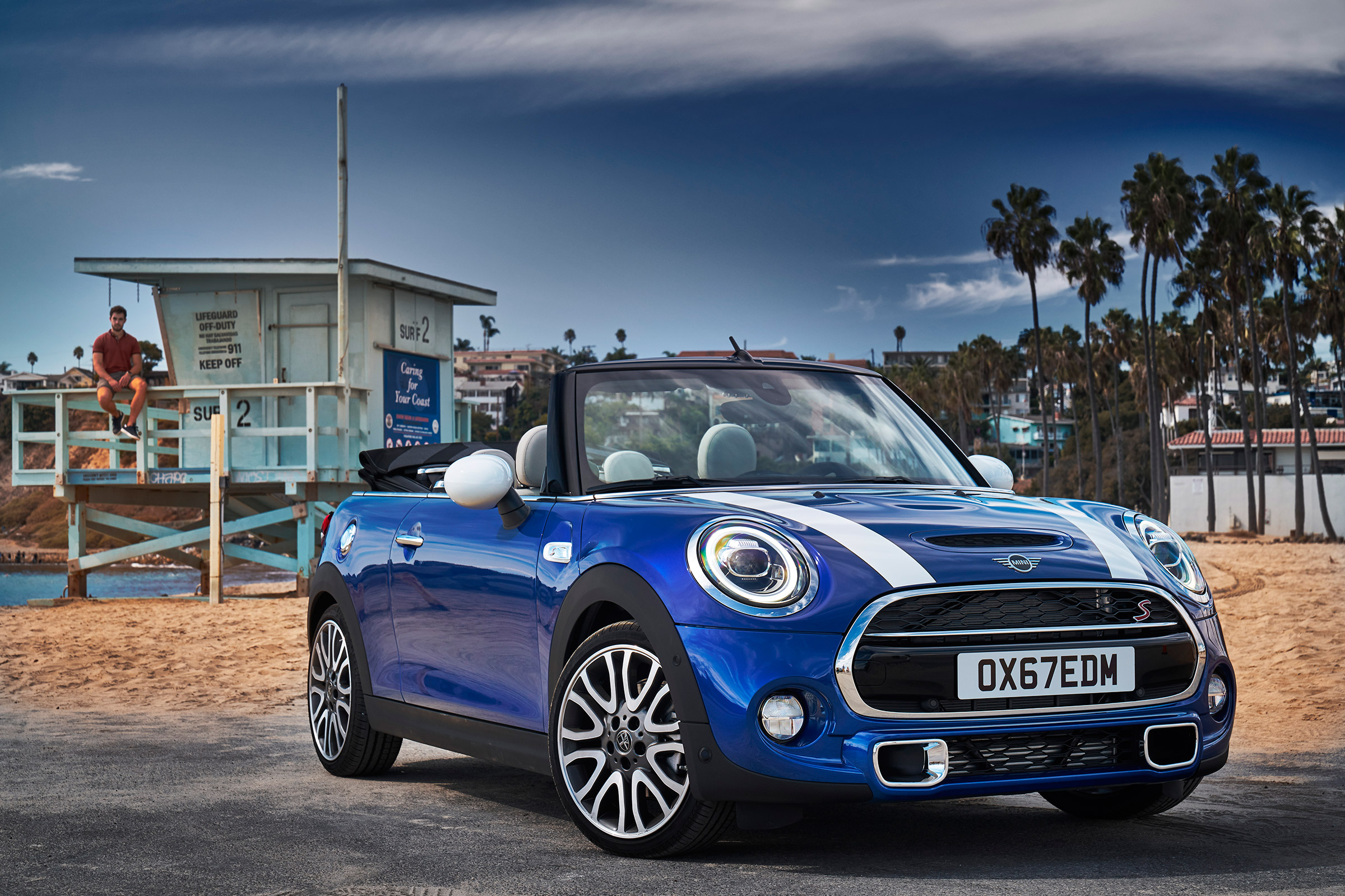 Mini Cabrio - front