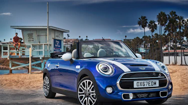 Mini Cabrio - front