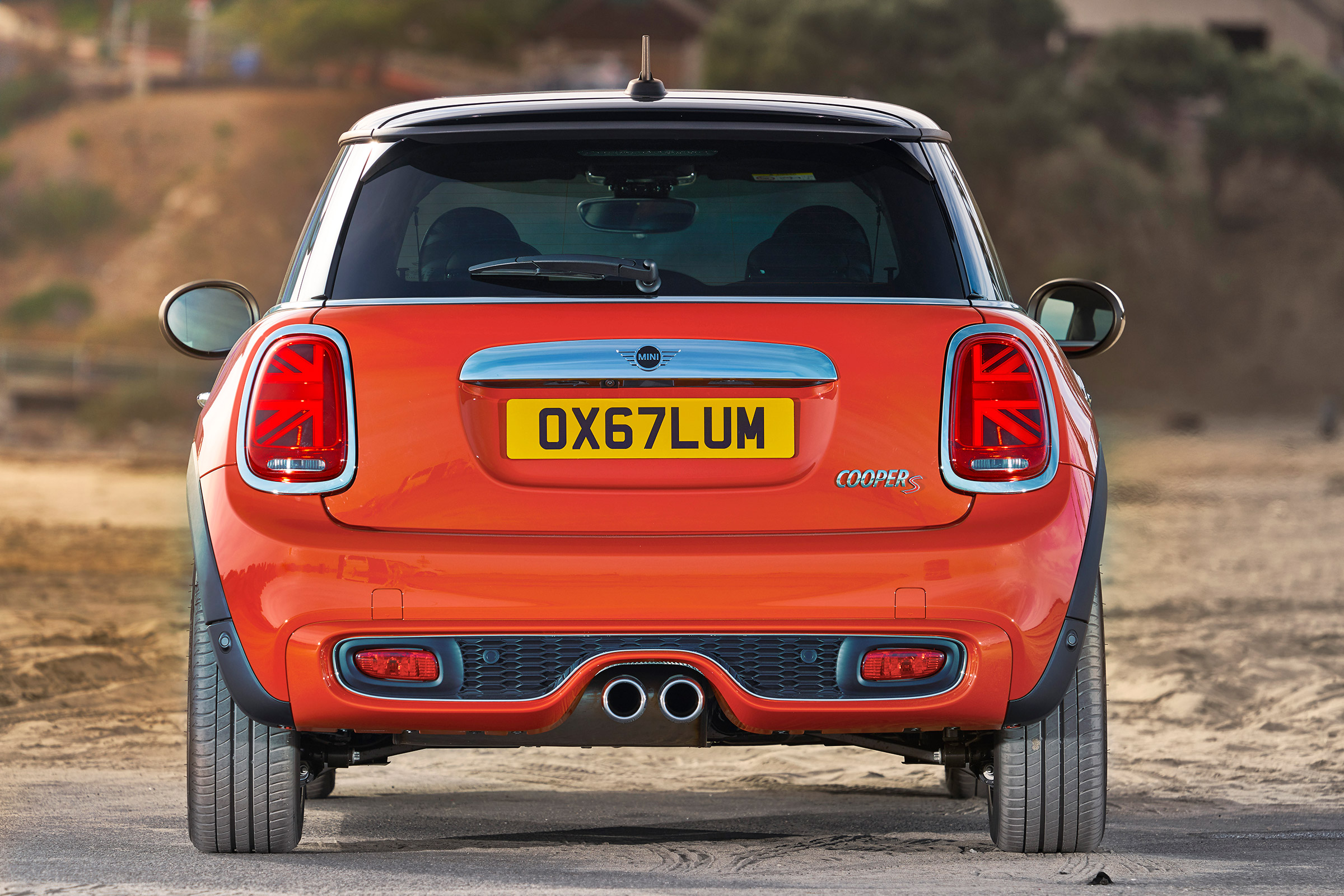 Mini Cooper facelift - rear