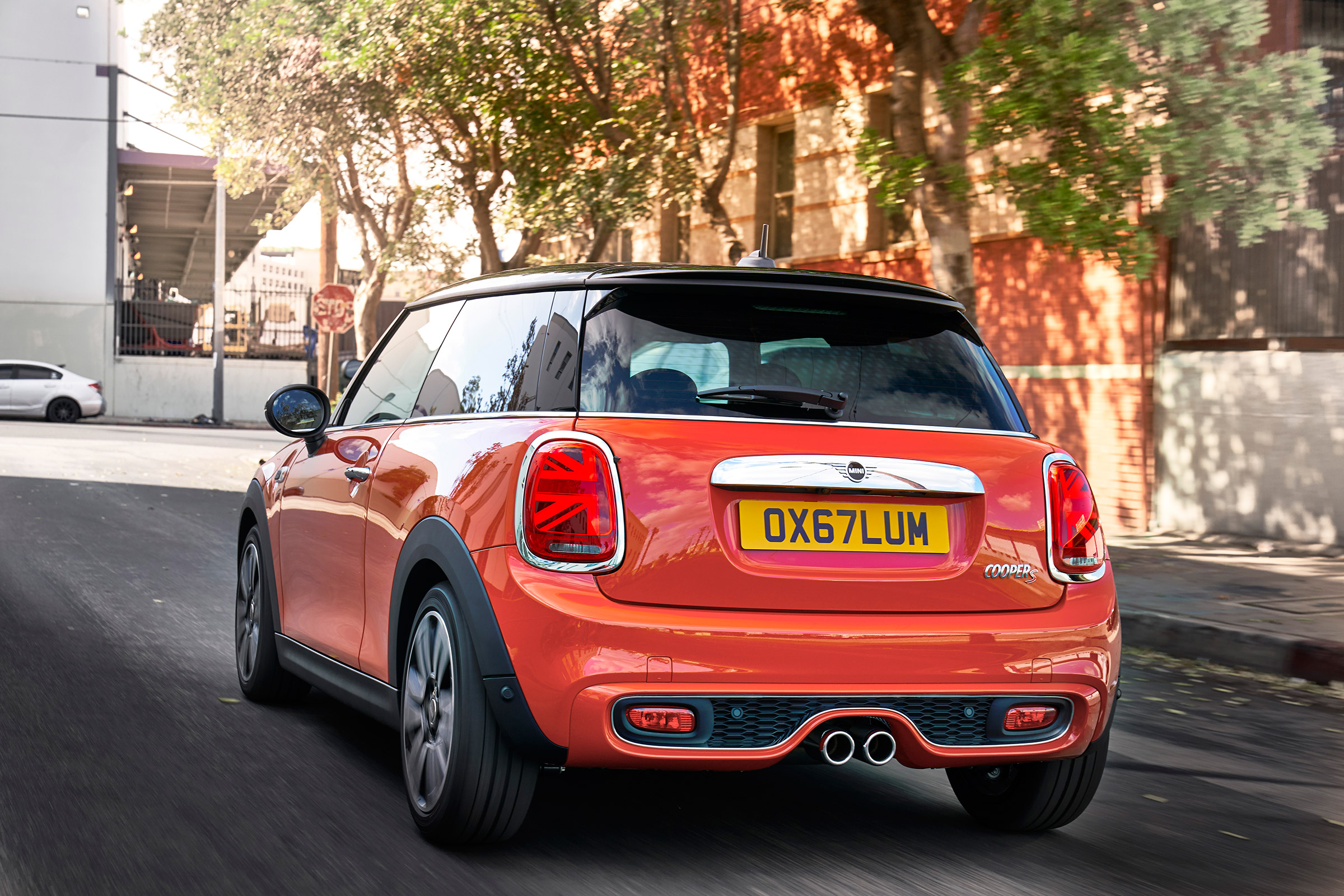 Mini Cooper facelift - rear quarter