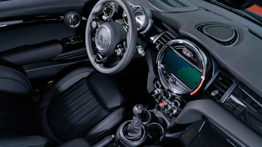 Mini Cooper facelift - interior