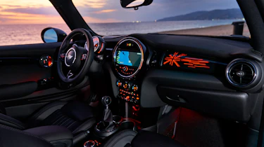 Mini Cooper facelift - interior