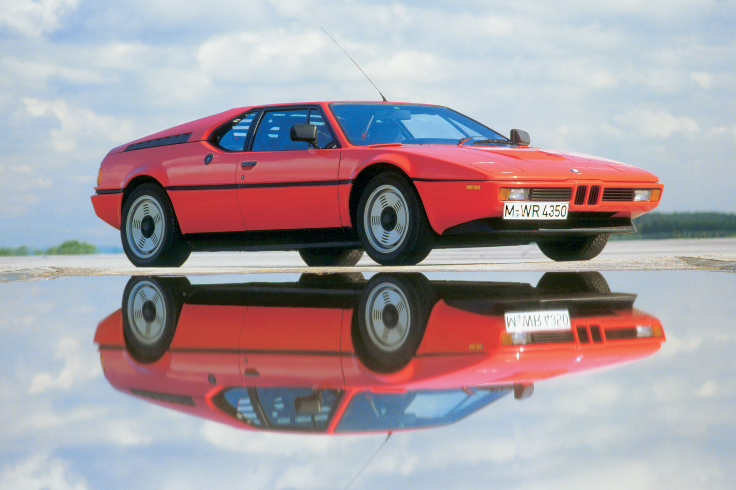 BMW M1 – front quarter