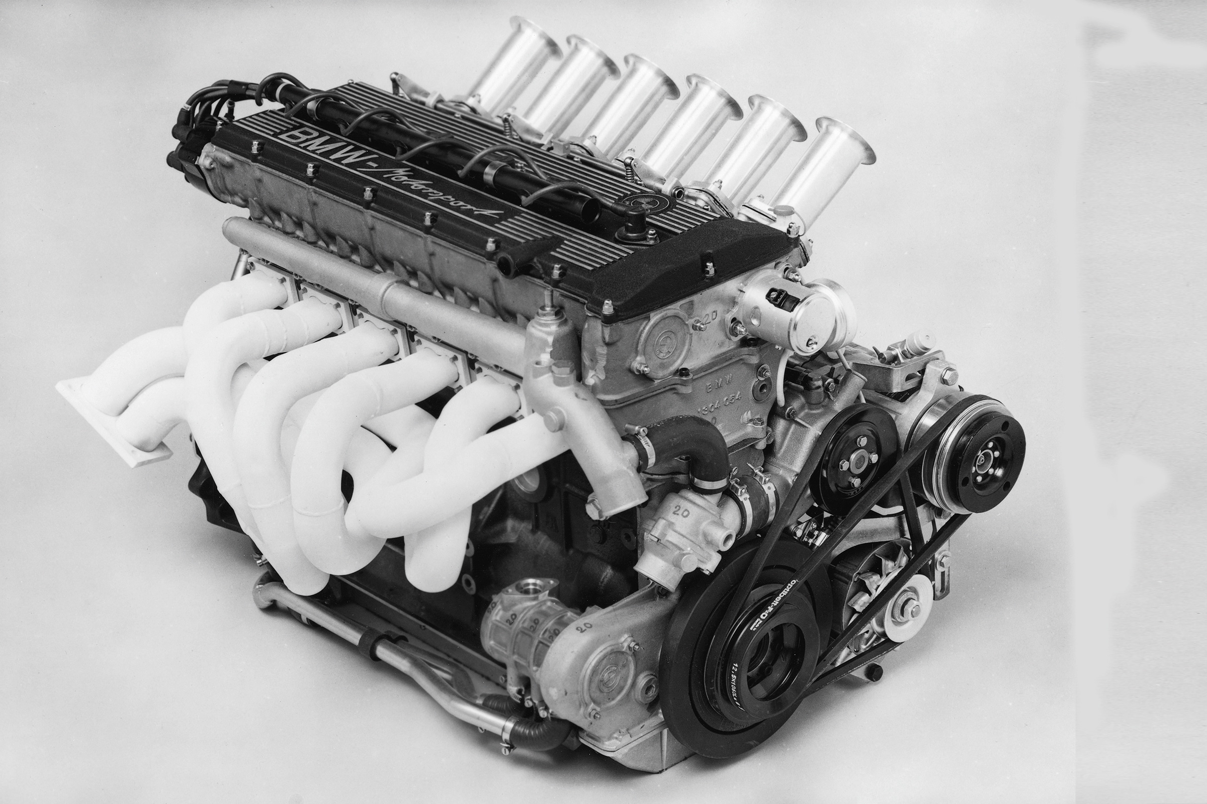 BMW M1 – engine
