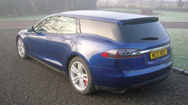 Tesla Model S Shooting Brake – rear quarter