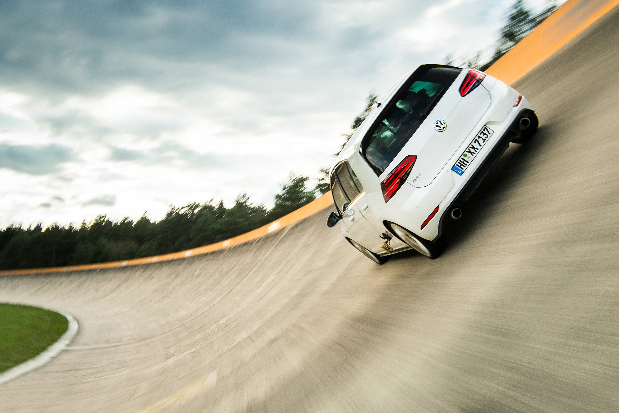 VW Golf GTI – tyre test