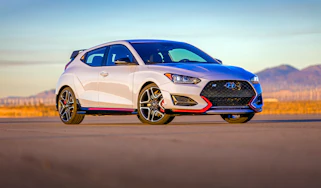 Hyundai Veloster N - front