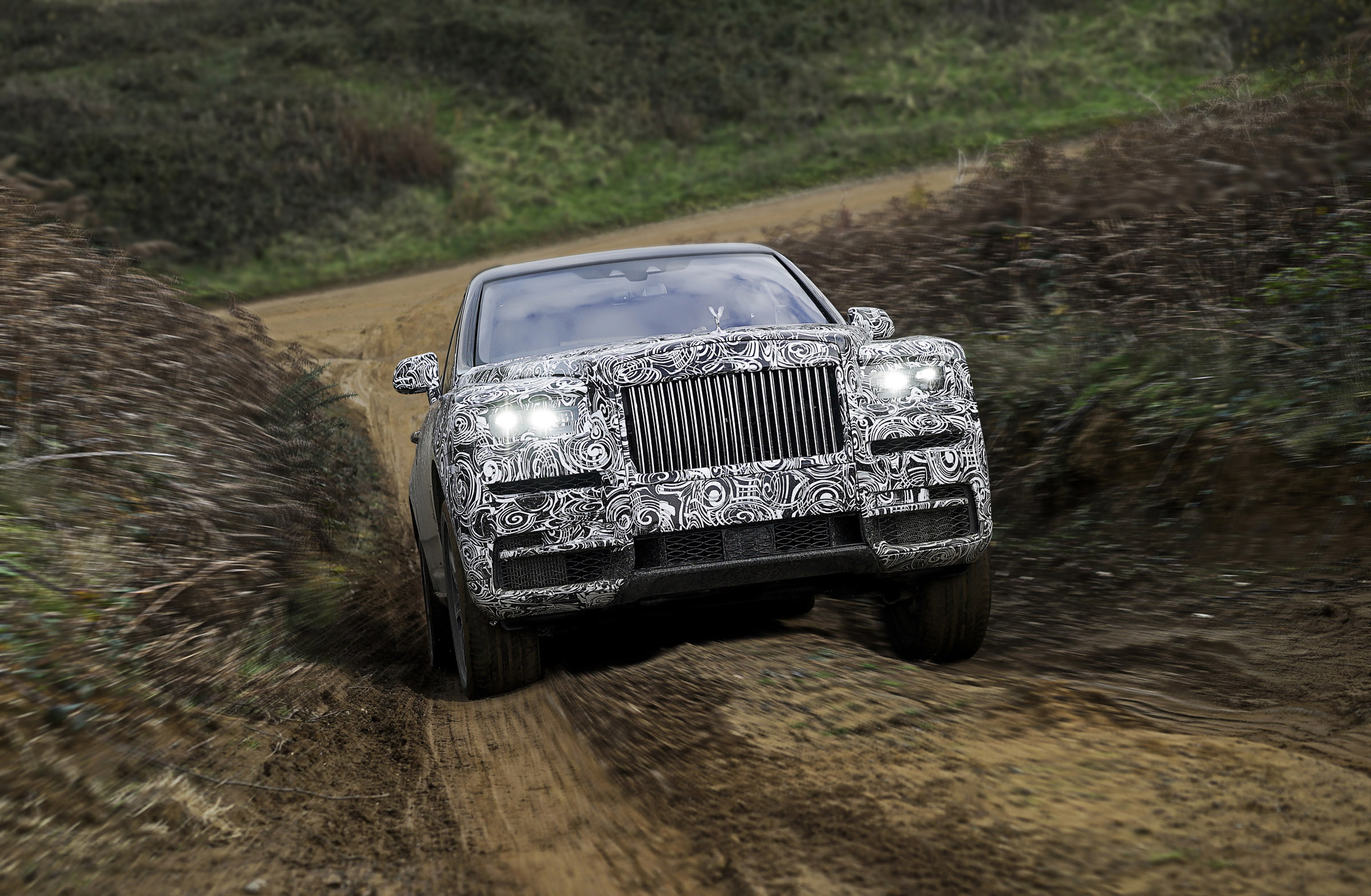 Rolls-Royce Cullinan off-road