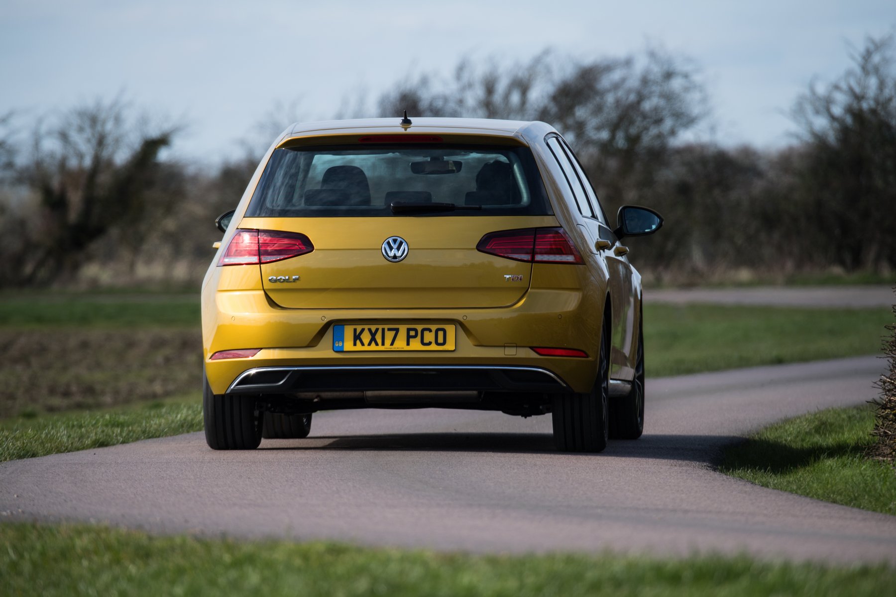 Volkswagen Golf rear cornering