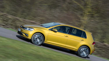 Volkswagen Golf side