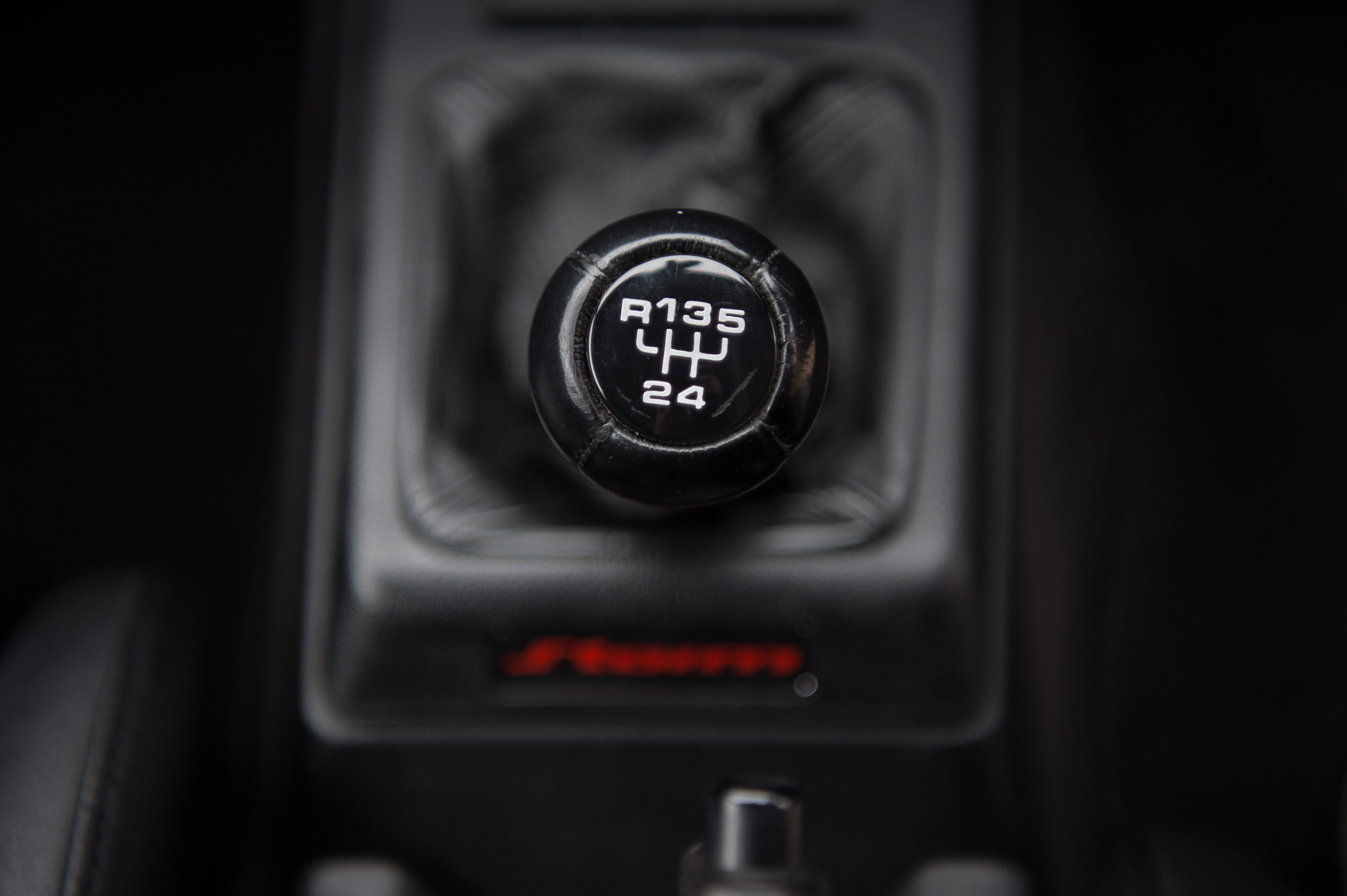 Volkswagen Corrado VR6 gearknob
