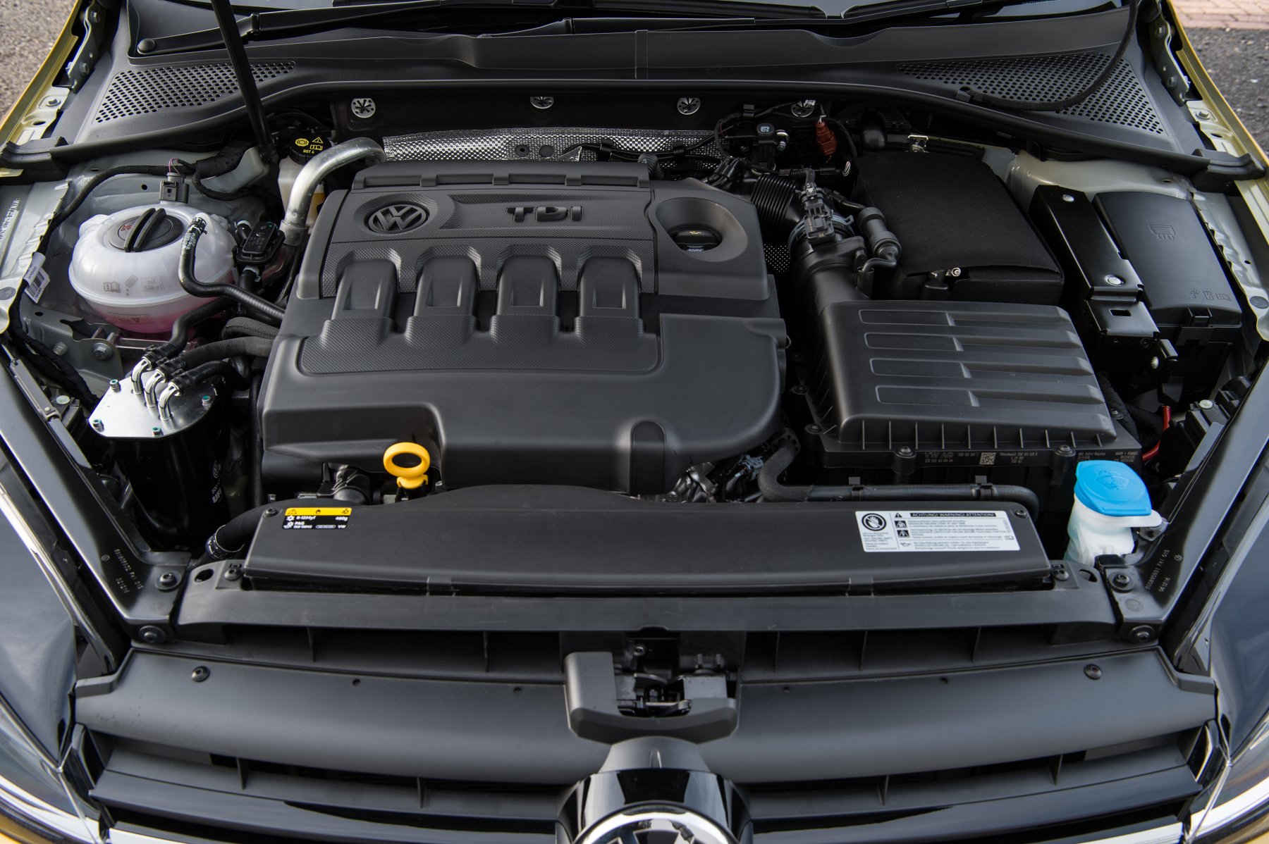 Volkswagen Golf TDI engine