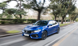Honda Civic 1.6 i-DTEC – front quarter