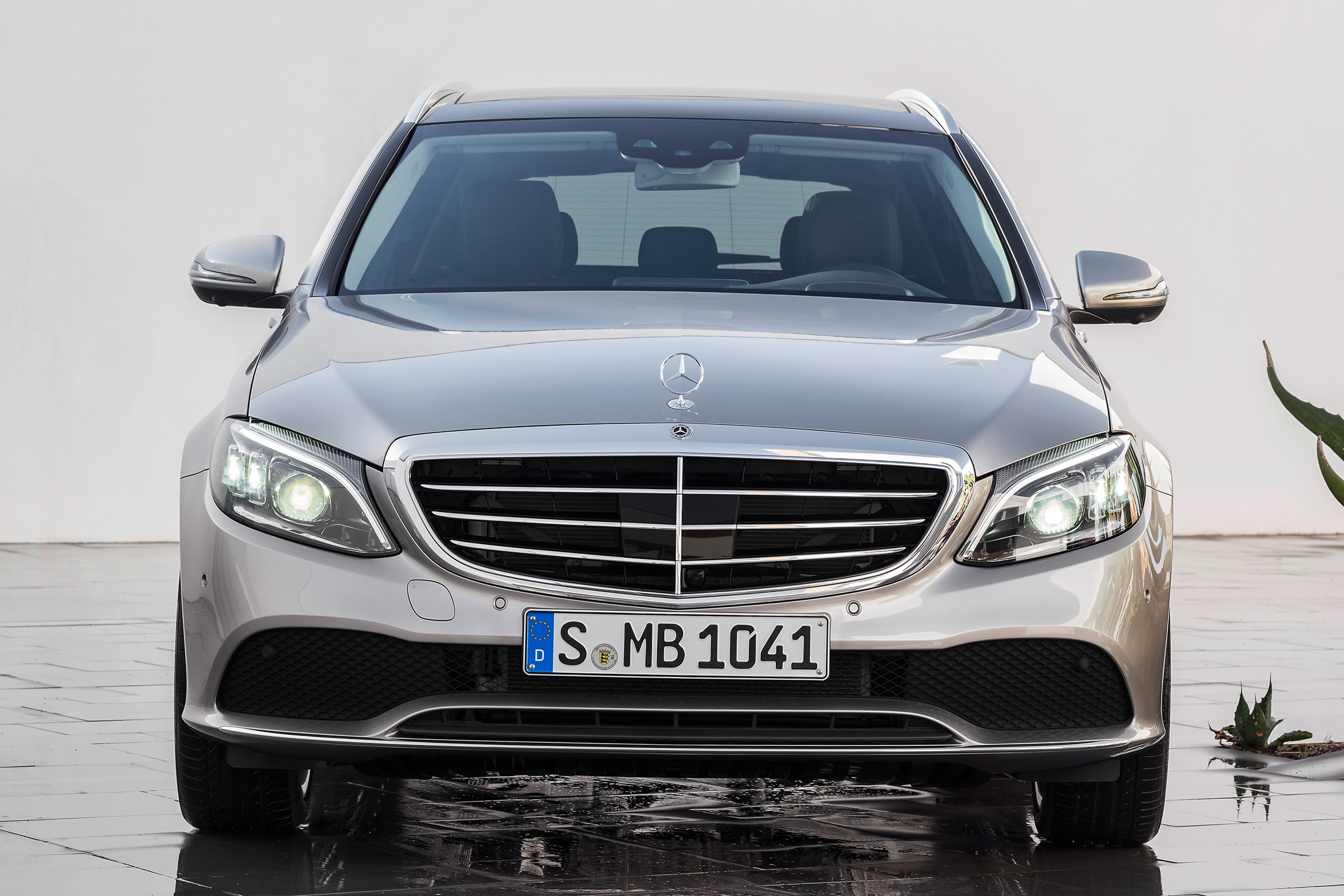 Mercedes-Benz C-class – front