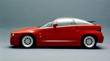 Alfa Romeo SZ – side