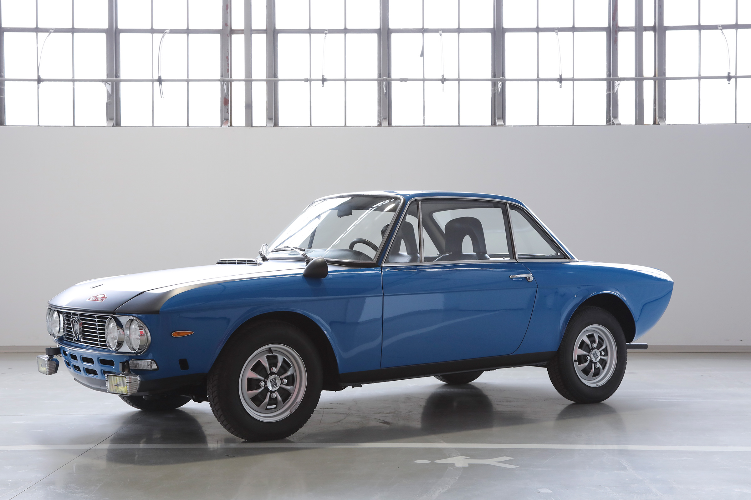 lancia fulvia – front quarter 