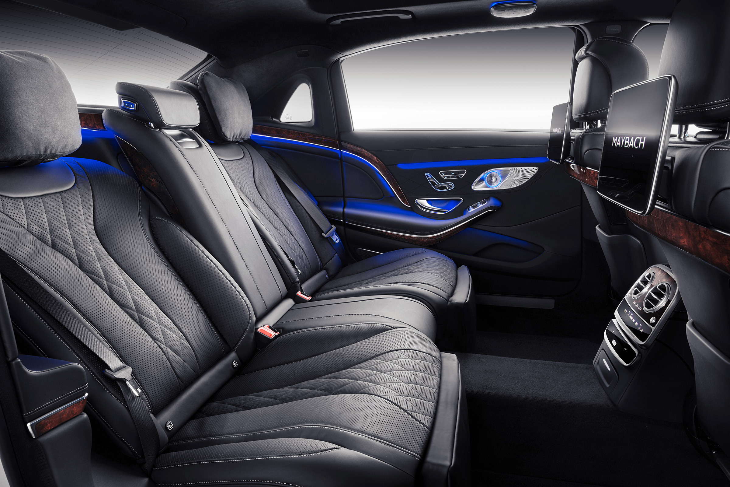 Mercedes-Maybach S 650 Saloon - rear