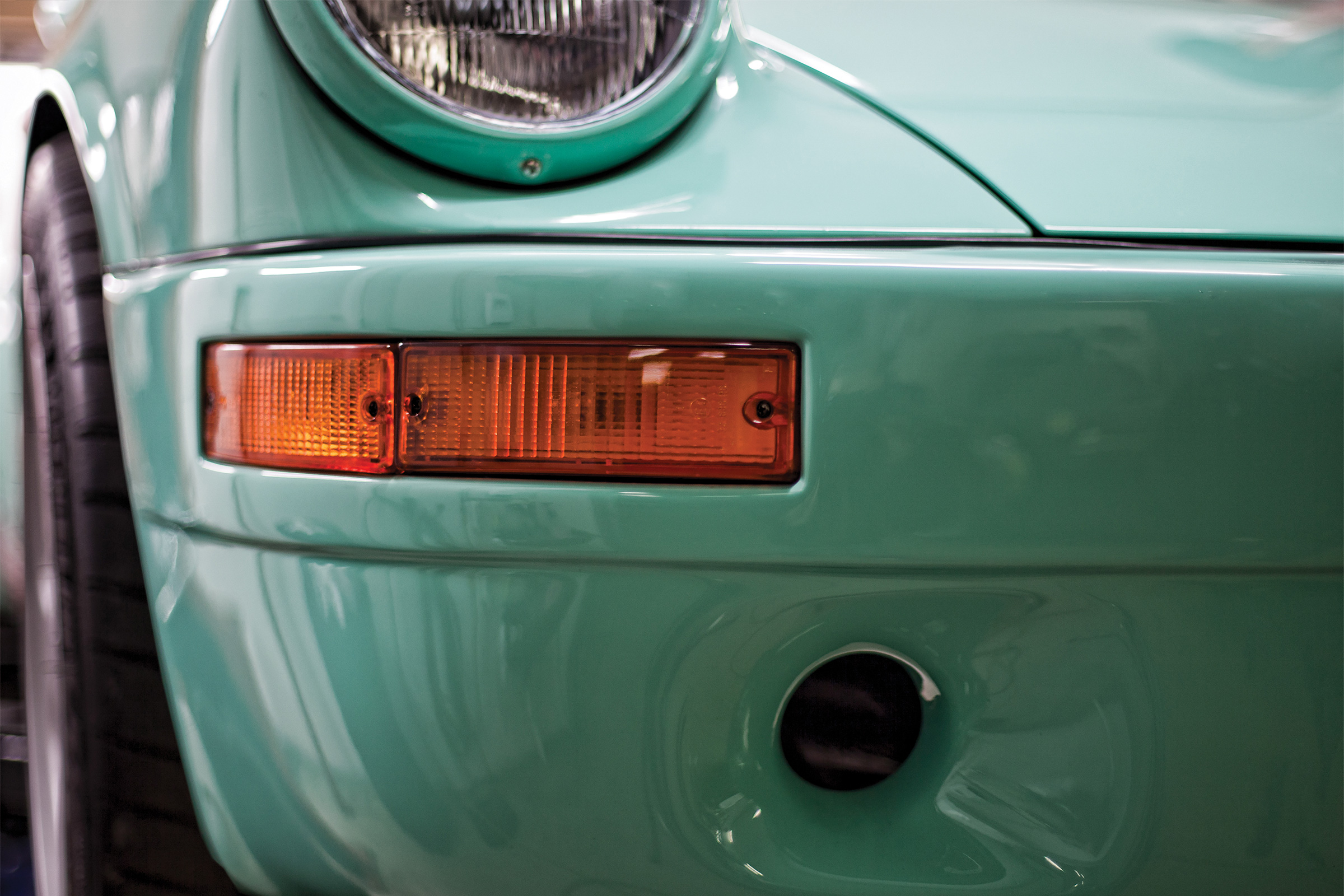 RUF CTR Clubsport – headlight