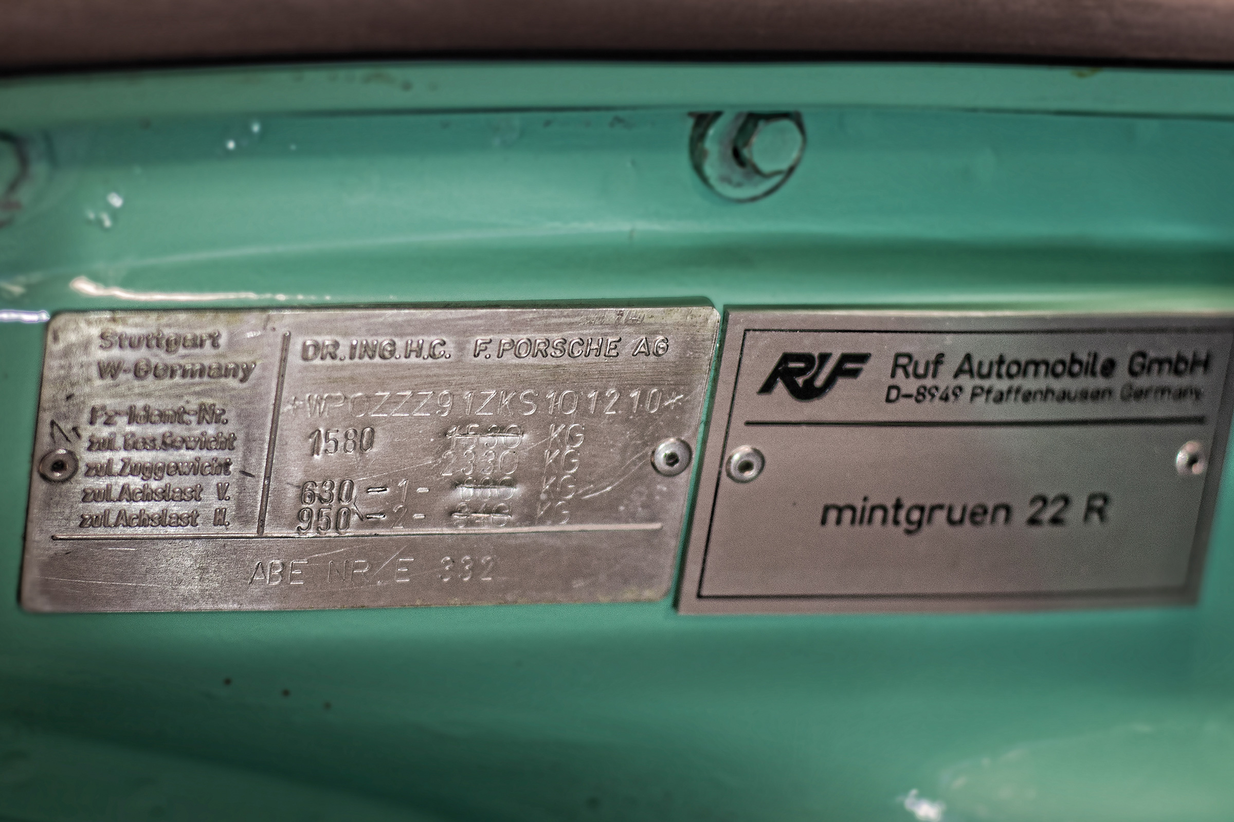 RUF CTR Clubsport – build plaque