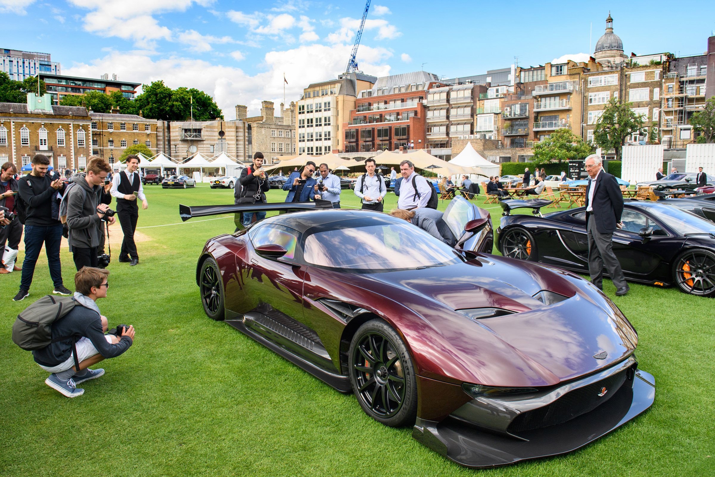 London Concours - AM Vulcan