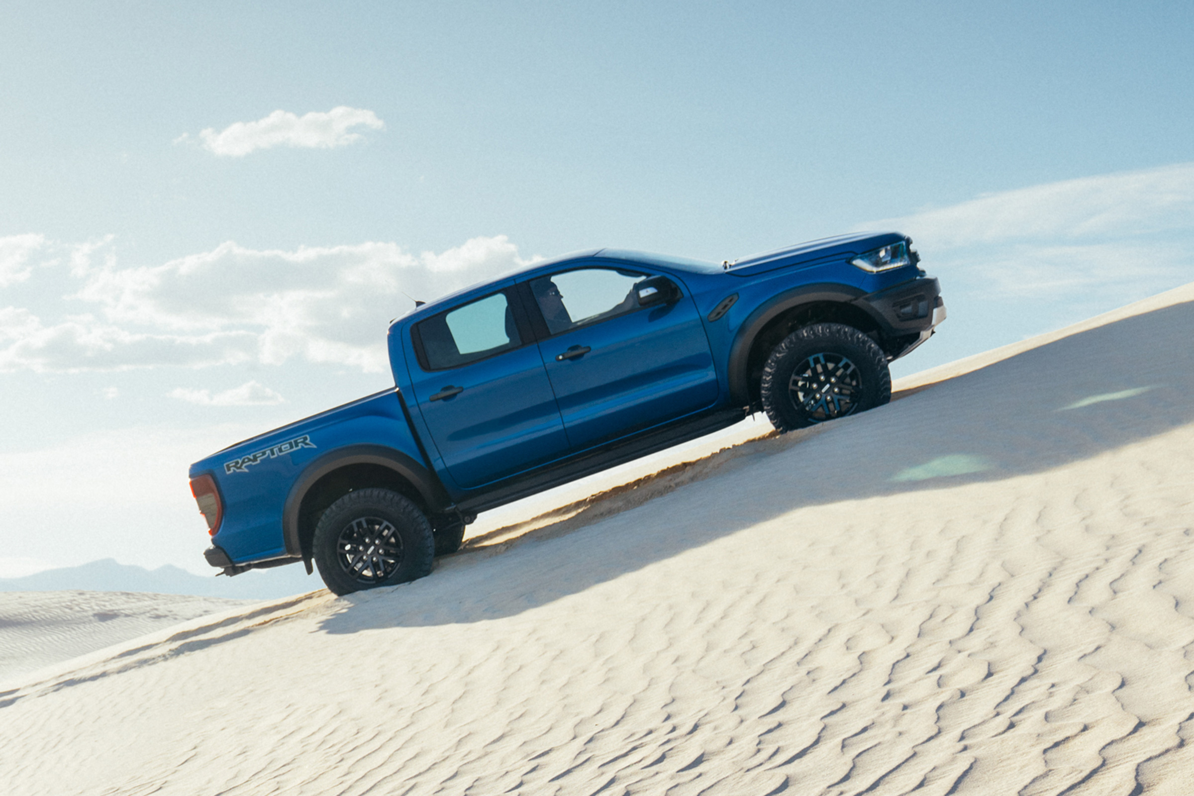 2018 Ford Ranger Raptor  – side