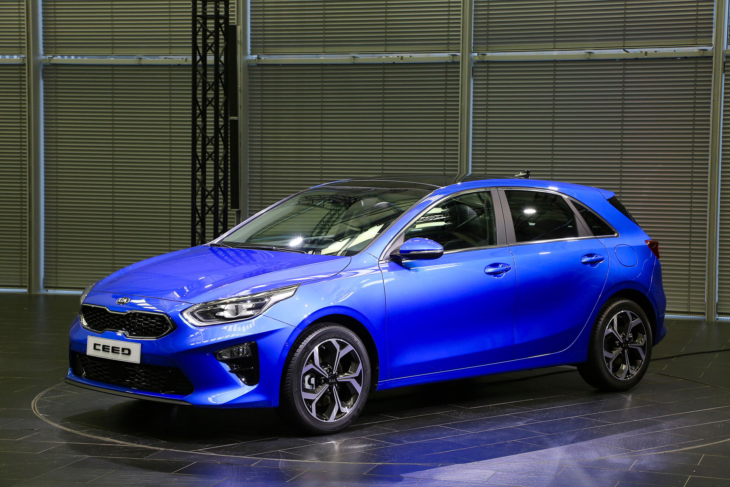Kia Ceed launch images - front 