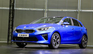 Kia Ceed launch images - front quarter