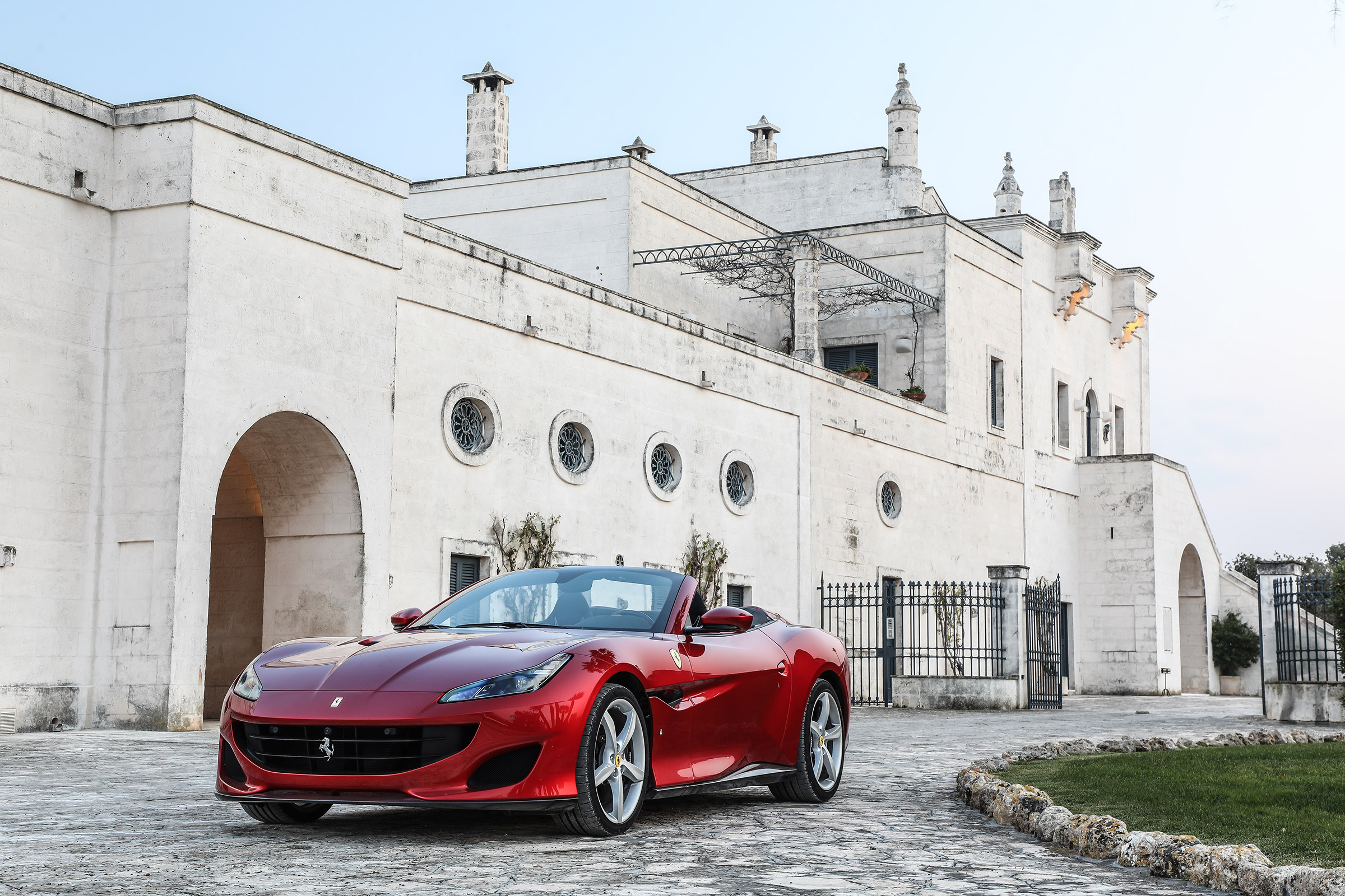 Ferrari Portofino - front