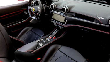 Ferrari Portofino - dash