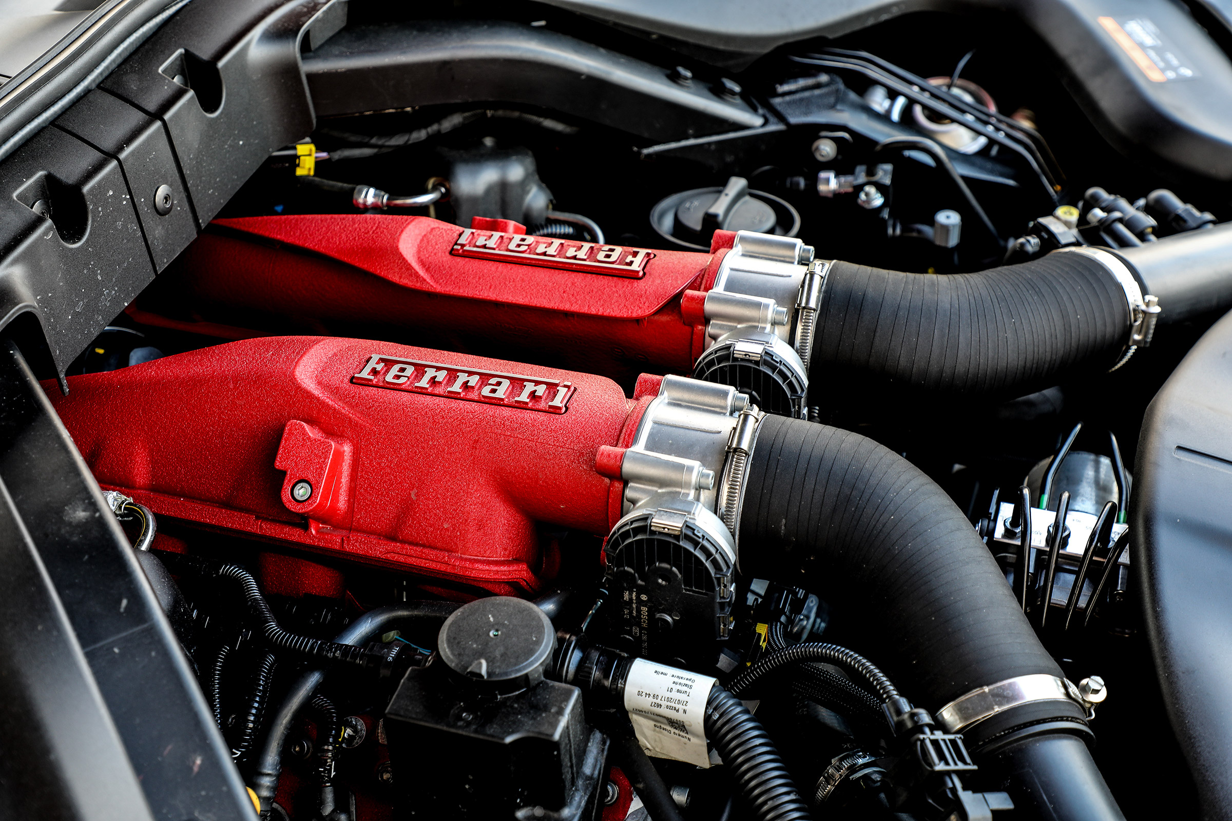 Ferrari Portofino - engine bay