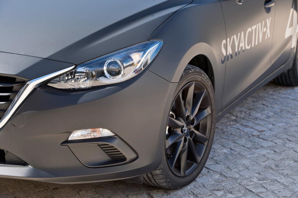 Mazda Skyactive X prototype - detail